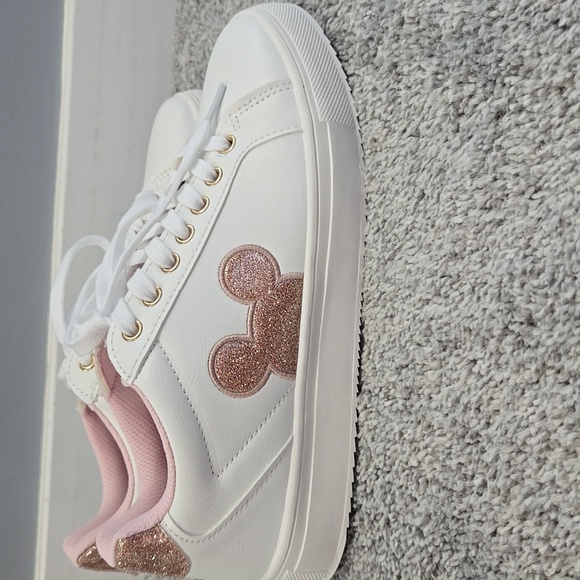 Disney Mickey Mouse Women's White & Rose Gold Size 9 Shoes NWOT - Picture 4 of 10